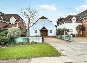 DE VERE LANE- click for photo gallery